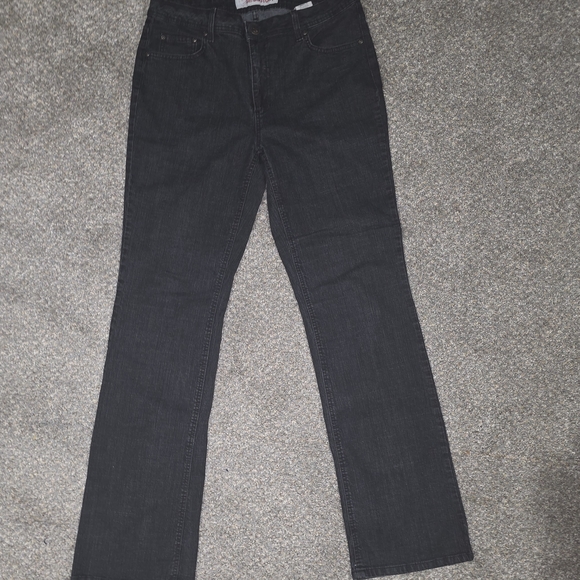 Elegant Black Straight Leg Women's Jeans - Picture 1 of 5
